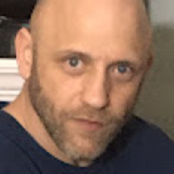 Meet your Posher, Lisa - Picture 1 of 1